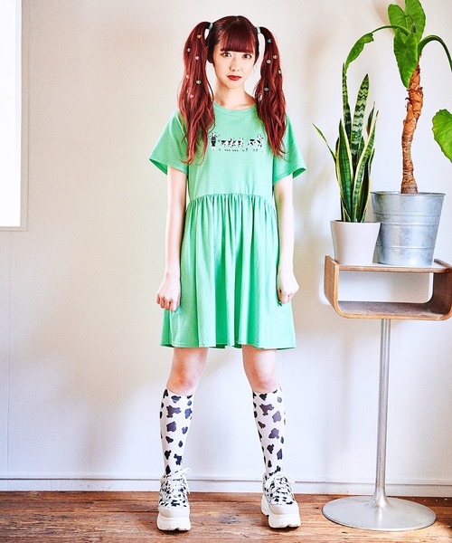 PUNYUS(プニュズ)の「Cattle Tワンピース(ワンピース・レディース・ホワイト/ブルー/グリーン・1/3/2/4)」の19枚目の写真