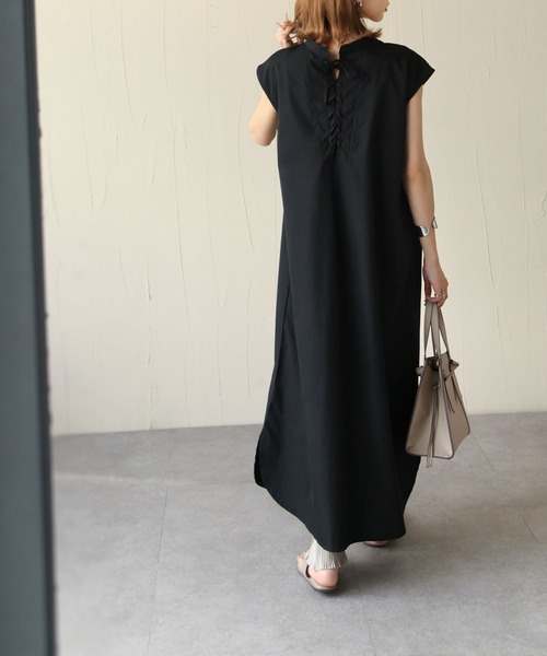 Chillfar(チルファー)の「2wayレースアップフレンチスリーブシャツワンピース(ワンピース・レディース・ホワイト/ブラック・FREE)」の19枚目の写真