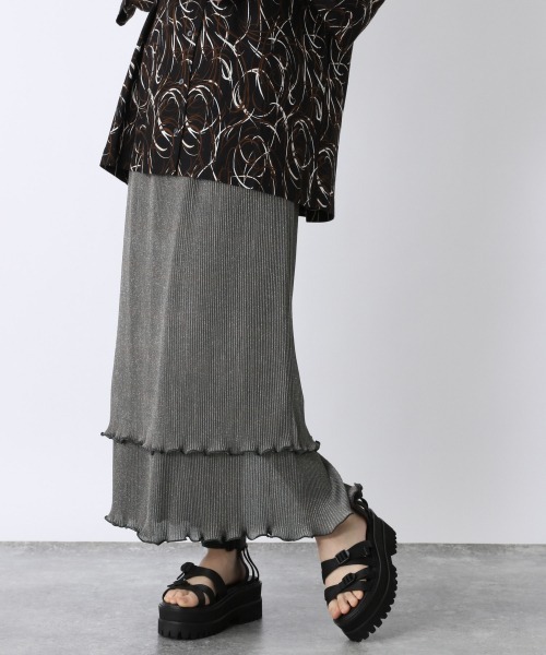 JEANASIS（ジーナシス）の「プリーツシャイニーティアードスカート/956022（スカート・レディース・ブラック/グレー/イエロー/ホワイト系その他・FREE）」の20枚目の写真