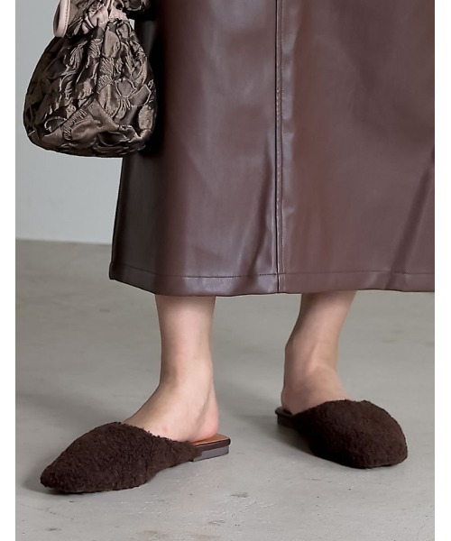 Re:EDIT（リエディ）の「プードルフェイクファーフラットシューズ（その他シューズ・レディース・ブラック/ブラウン/アイボリー・LARGE/XX-LARGE/MEDIUM/X-LARGE/SMALL）」の17枚目の写真