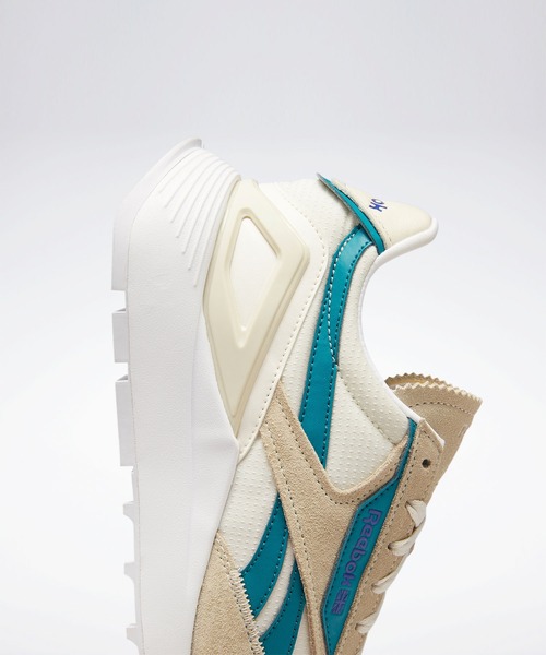 Reebok（リーボック）の「クラシック レザー レガシー AZ / Classic Leather Legacy AZ Shoes（スニーカー・メンズ・グレー/アイボリー/ブルー系その他・24.5cm/27.5cm/28.5cm/25.5cm/26.5cm/24.0cm/25.0cm/26.0cm/29.0cm/23.5cm/27.0cm/28.0cm/23.0cm）」の5枚目の写真