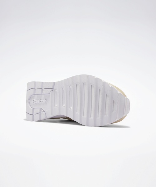 Reebok（リーボック）の「クラシック レザー レガシー AZ / Classic Leather Legacy AZ Shoes（スニーカー・メンズ・グレー/アイボリー/ブルー系その他・24.5cm/27.5cm/28.5cm/25.5cm/26.5cm/24.0cm/25.0cm/26.0cm/29.0cm/23.5cm/27.0cm/28.0cm/23.0cm）」の6枚目の写真