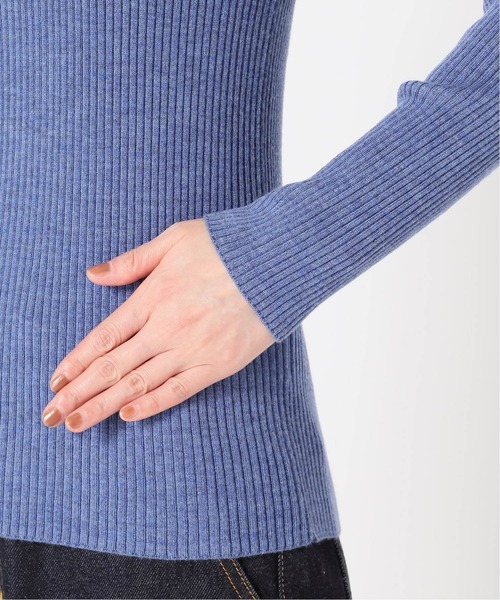 IENA（イエナ）の「3x3リブ クルーネックプルオーバー◆（ニット/セーター・レディース・ナチュラル/ブルー/グリーン/ネイビー系/ブラック系その他/グレー・FREE）」の19枚目の写真