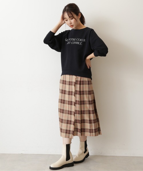 NATURAL BEAUTY BASIC（ナチュラルビューティーベーシック）の「フレンチロゴ裏毛（Tシャツ/カットソー・レディース・グレー/ベージュ/ネイビー・MEDIUM）」の17枚目の写真
