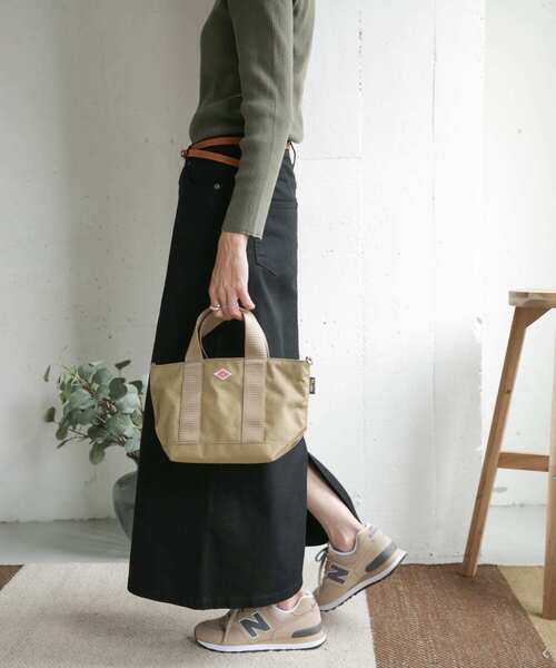 URBAN RESEARCH DOORS(アーバンリサーチドアーズ)の「コットンツイルストレッチスカート(スカート・レディース・ブラック/ナチュラル・36/38)」の8枚目の写真