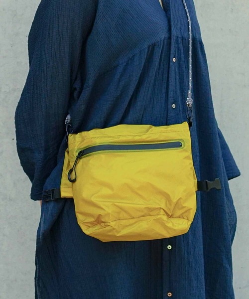 HIGHTIDE（ハイタイド）の「コードストラップ ロープ コードホルダー カラビナ ネックストラップ スマホショルダー（スマホグッズ・レディース・ブラック/グレー・FREE）」の21枚目の写真