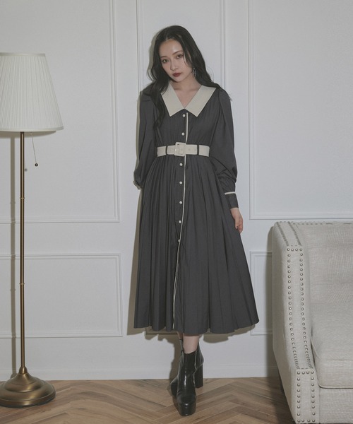 ANDGEEBEE(アンジービー)の「プリーツシャツワンピ(シャツワンピース・レディース・モカ/チャコールグレー・MEDIUM)」の6枚目の写真