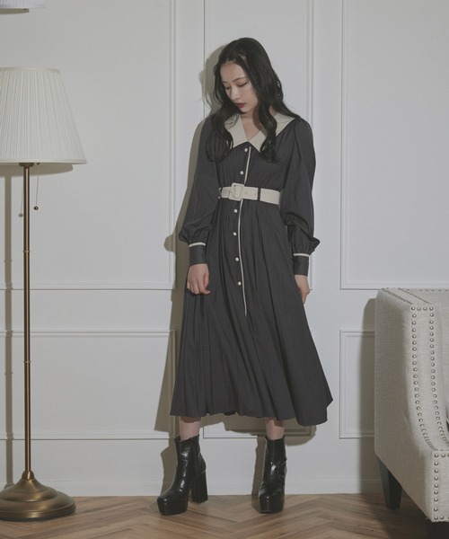 ANDGEEBEE(アンジービー)の「プリーツシャツワンピ(シャツワンピース・レディース・モカ/チャコールグレー・MEDIUM)」の3枚目の写真