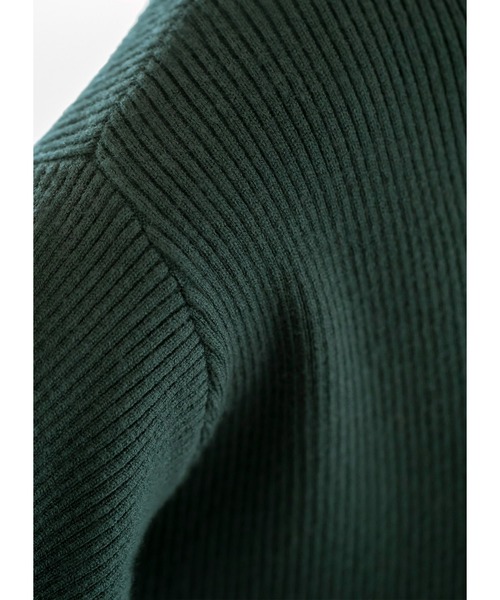 STYLE DELI（スタイルデリ）の「もちもちボリュームスリーブワンピース（ワンピース・レディース・ブラック/モスグリーン/ワインレッド・01/02）」の6枚目の写真