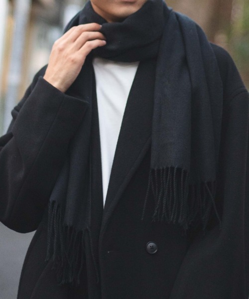 WEGO（ウィゴー）の「WEGO/ボリュームマフラー（ストール/ショール・レディース・ブラック/ベージュ/ネイビー/グレー/ブラック系その他/グレー系その他/ワイン・FREE）」の2枚目の写真