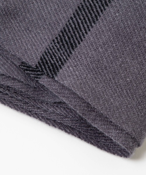 WEGO（ウィゴー）の「WEGO/ボリュームマフラー（ストール/ショール・レディース・ブラック/ベージュ/ネイビー/グレー/ブラック系その他/グレー系その他/ワイン・FREE）」の9枚目の写真