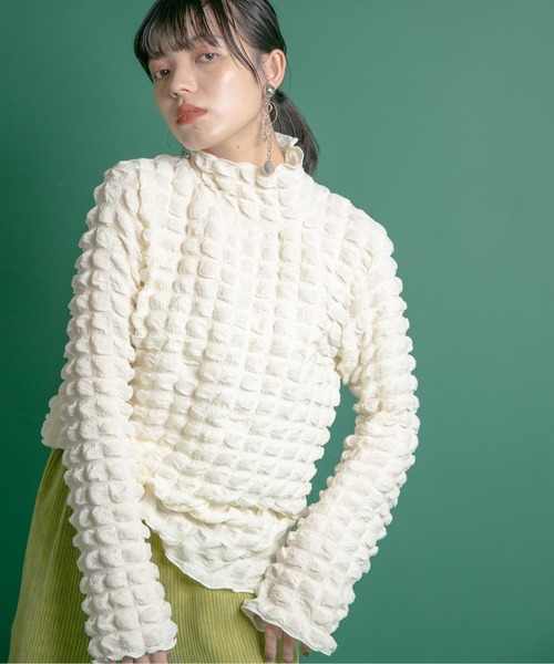 Eimee Law（エイミーロウ）の「スクエアシャーリング ハイネックTOPS（Tシャツ/カットソー・レディース・ブラック/イエロー/グリーン/アイボリー・38）」の5枚目の写真