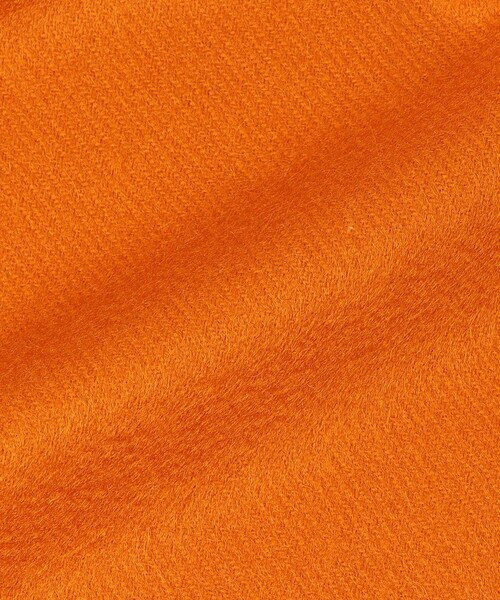 Johnstons of Elgin（ジョンストンズオブエルガン）の「JOHNSTONS:カシミヤソリッドストール（ストール/ショール・レディース・オレンジ/ブルー系その他/ベージュ系その他/グレー・ONE SIZE）」の5枚目の写真