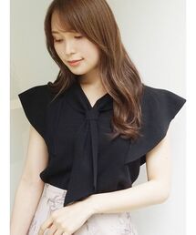 ボウタイ付ラッフルコンパクトニット