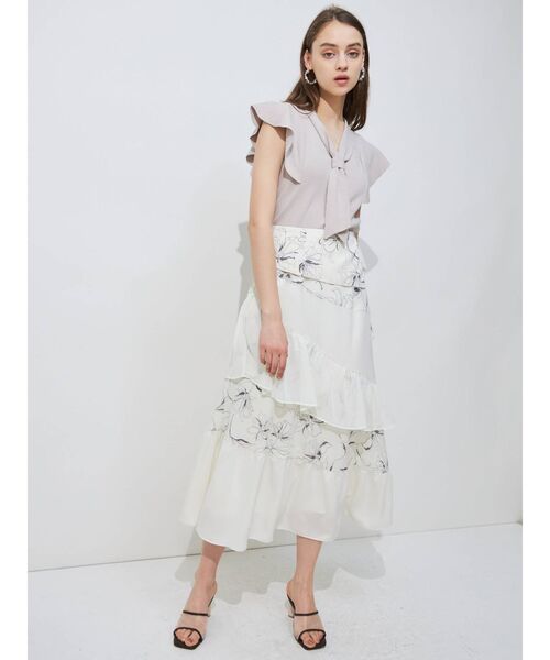 MERCURYDUO（マーキュリーデュオ）の「ボウタイ付ラッフルコンパクトニット（ニット/セーター・レディース・ライトブルー/オフホワイト/ベビーピンク/グレー/ブラック・FREE）」の14枚目の写真