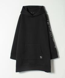 To b. by agnes b.（トゥービーバイアニエスベー）の「WP64 ROBE メッセージロングパーカー（パーカー）」