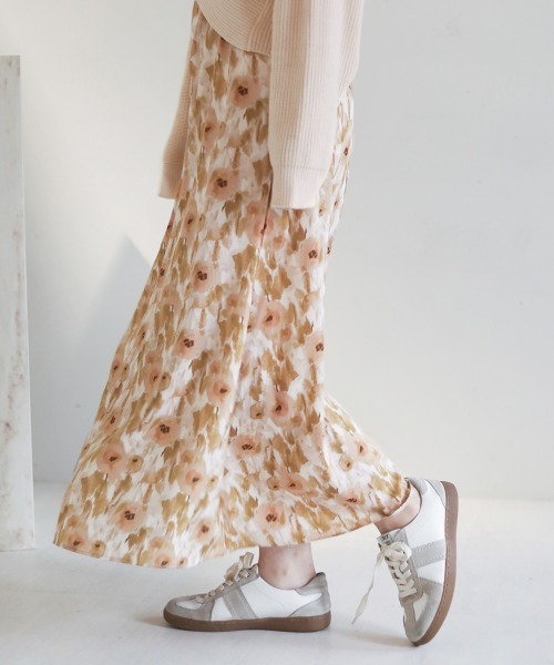 Bab（バブ）の「クロスニット&キャミワンピースSET（ワンピース・レディース・ベージュ/パープル/アイボリー・M）」の6枚目の写真