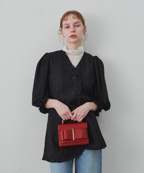 J1U by LA BELLE ETUDE（ジユウバイラベルエチュード）の「ビジュラインピアス（ピアス（両耳用）・レディース・シルバー・FREE）」の2枚目の写真