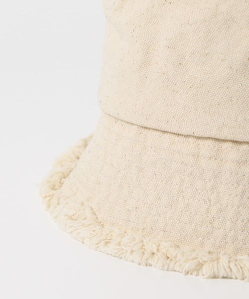 SENSE OF PLACE by URBAN RESEARCH（センスオブプレイスバイアーバンリサーチ）の「キャンバスフリンジバケットハット（ハット・レディース・カーキ/ブラック/アイボリー・ONE）」の10枚目の写真