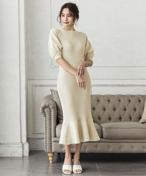 Julia Boutique（ジュリアブティック）の「ロング丈・バルーン五分袖マーメイドニットワンピース/22000（ワンピース・レディース・アイボリー/ミント/ベージュ/ブラック/グレイッシュベージュ/ピンク・LONG）」の2枚目の写真