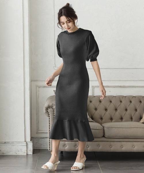 Julia Boutique（ジュリアブティック）の「ロング丈・バルーン五分袖マーメイドニットワンピース/22000（ワンピース・レディース・アイボリー/ミント/ベージュ/ブラック/グレイッシュベージュ/ピンク・LONG）」の3枚目の写真