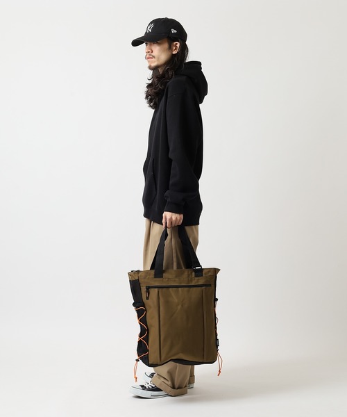 SHELTER】「半端ない調節力」 持ち手の長さ調節可能 縦型トート