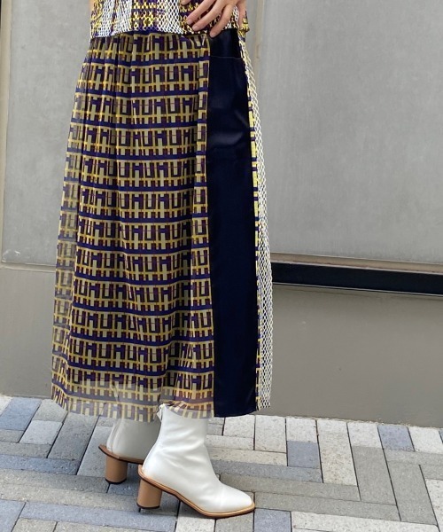 NAKAGAMI（ナカガミ）の「NAKAGAMI(ナカガミ) CHECK SKIRT/チェック