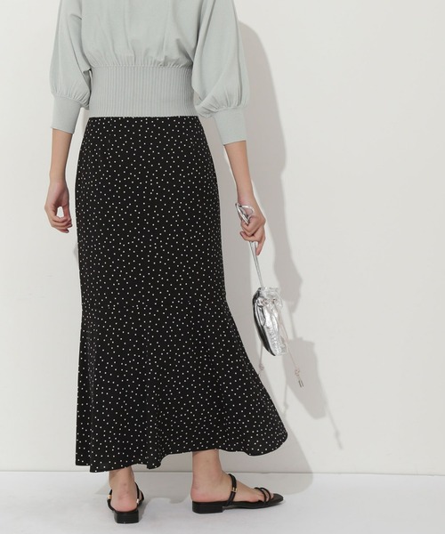 NATURAL BEAUTY BASIC（ナチュラルビューティーベーシック）の「ドットマーメイドスカート（スカート・レディース・ブラック系その他/グリーン系その他3・SMALL/MEDIUM）」の9枚目の写真