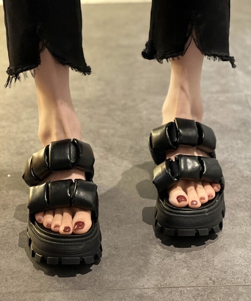 E.TOKYO（イートーキョー）の「E.TOKYO /厚底スポーツサンダル (XSLX0727)（サンダル・レディース・ホワイト/ブラック・38/36/40/39/35/37）」の4枚目の写真