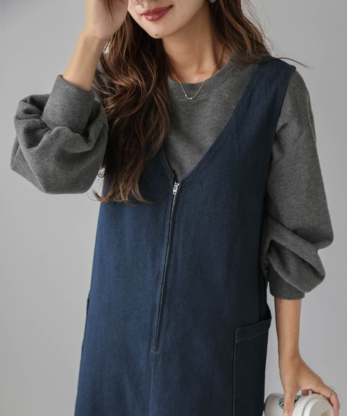 La-gemme(ラジェム)の「Vネックデニムワンピース(ワンピース・レディース・インディゴブルー/ブラック/オリーブ/ホワイト・M/L)」の9枚目の写真