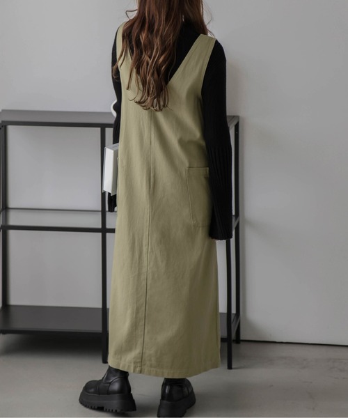 La-gemme(ラジェム)の「Vネックデニムワンピース(ワンピース・レディース・インディゴブルー/ブラック/オリーブ/ホワイト・M/L)」の14枚目の写真