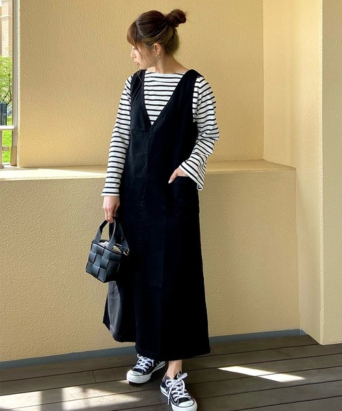 La-gemme(ラジェム)の「Vネックデニムワンピース(ワンピース・レディース・インディゴブルー/ブラック/オリーブ/ホワイト・M/L)」の22枚目の写真