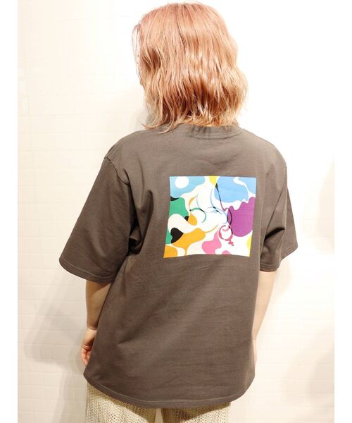 MURUA（ムルーア）の「【MURUA/Hiroki Nishiyama】COLORFUL WATER GIRL Tシャツ（Tシャツ/カットソー・レディース・ホワイト/ダークグレー・FREE）」の7枚目の写真