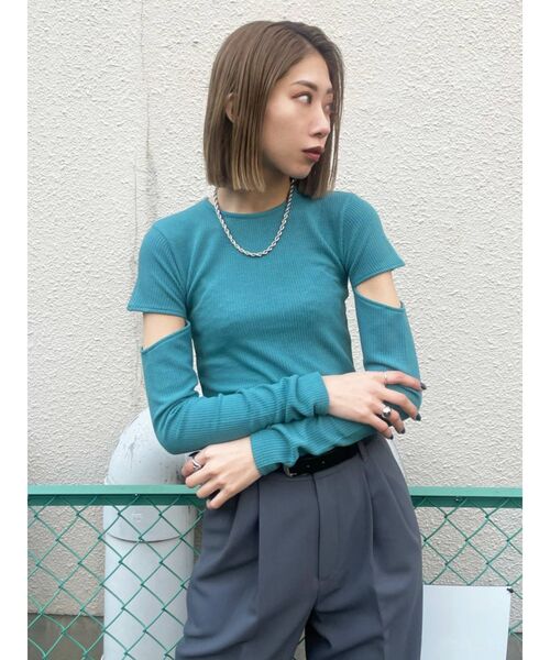 EMODA（エモダ）の「ツイストチェーンネックレス（ネックレス・レディース・シルバー/ゴールド・FREE）」の4枚目の写真