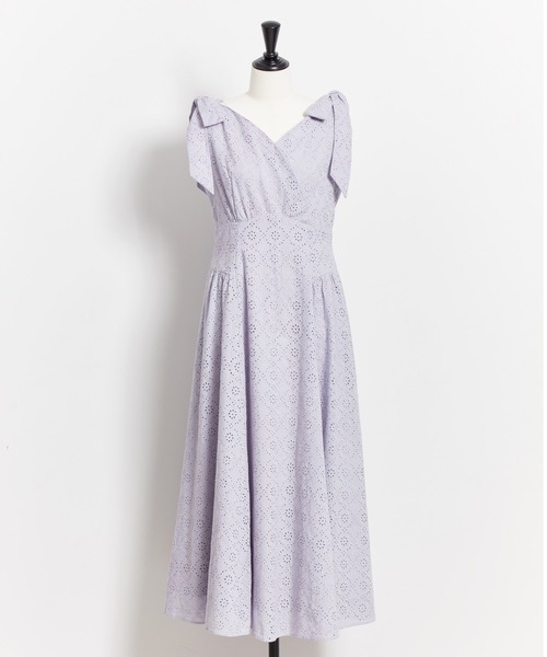 NOELA（ノエラ）の「肩リボン刺繍ワンピース（ワンピース・レディース・ブラック/オフホワイト/サックスブルー・S/M）」の13枚目の写真