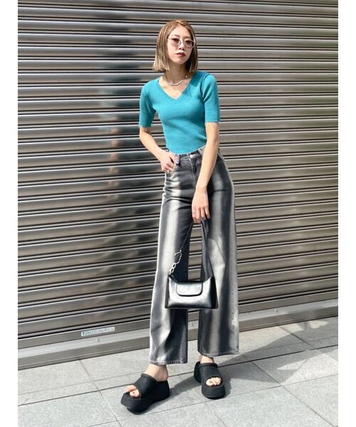 EMODA（エモダ）の「クラッシュショートリブニット（ニット/セーター・レディース・ホワイト/ブラック/イエロー/ブルー・FREE）」の6枚目の写真