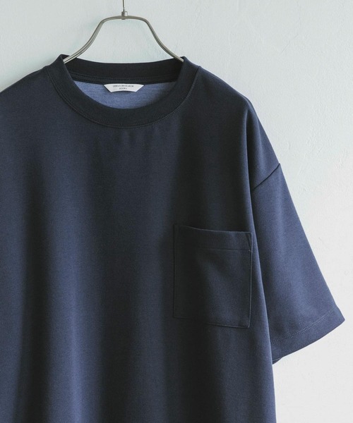 URBAN RESEARCH DOORS(アーバンリサーチドアーズ)の「ダブルフェイスショートスリーブTシャツ(Tシャツ/カットソー・メンズ・オフホワイト/ブラウン系その他/ネイビー/ブルー系その他・MEDIUM/LARGE)」の4枚目の写真