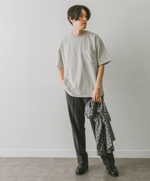 URBAN RESEARCH DOORS(アーバンリサーチドアーズ)の「ダブルフェイスショートスリーブTシャツ(Tシャツ/カットソー・メンズ・オフホワイト/ブラウン系その他/ネイビー/ブルー系その他・MEDIUM/LARGE)」の5枚目の写真