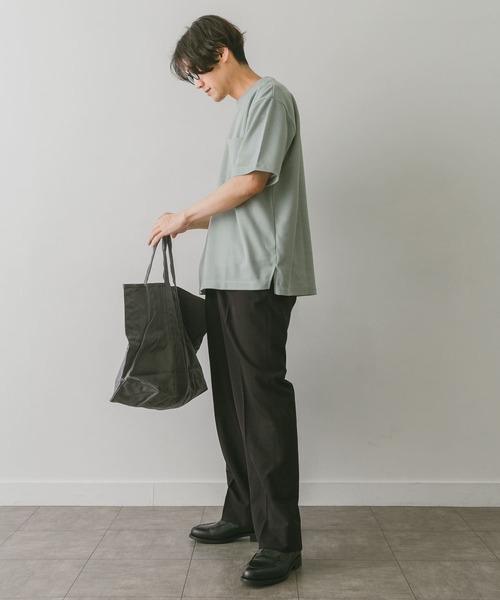 URBAN RESEARCH DOORS(アーバンリサーチドアーズ)の「ダブルフェイスショートスリーブTシャツ(Tシャツ/カットソー・メンズ・オフホワイト/ブラウン系その他/ネイビー/ブルー系その他・MEDIUM/LARGE)」の18枚目の写真