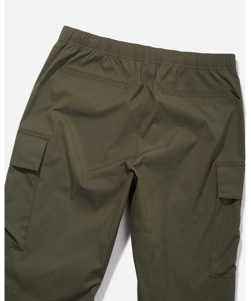 Saturdays NYC(サタデーズ ニューヨークシティ )の「Bosewell Cargo Pant(カーゴパンツ・メンズ・オリーブ/ブラック・X-SMALL/L/M/S/XL)」の6枚目の写真