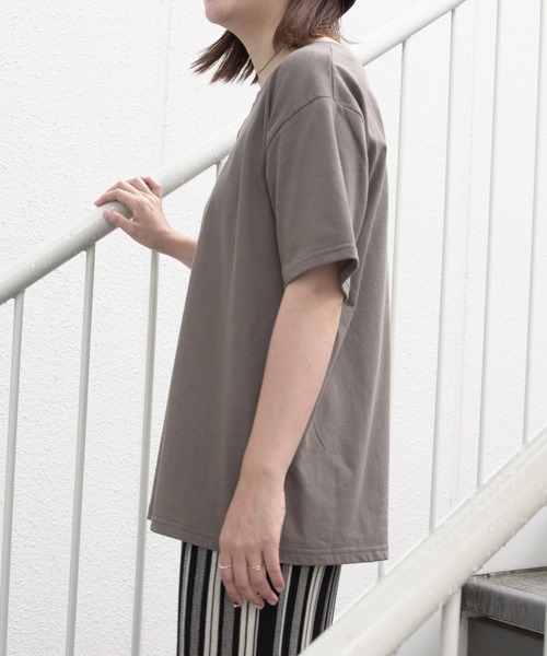 VENCEEXCHANGE(ヴァンスエクスチェンジ)の「フロントプリントロゴTシャツ(Tシャツ/カットソー・レディース・ホワイト/チャコールグレー/ライトブラウン/ライトベージュ・FREE)」の8枚目の写真
