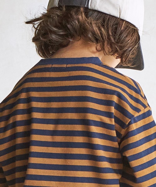PAIRMANON STREET（ペアマノンストリート）の「【PAIRMANON STREET】マルチボーダーリブ付き長袖 Tシャツ（Tシャツ/カットソー・キッズ・ライトブルー/ブラウン系その他/グリーン系その他/ブルー系その他/イエロー系その他/バーガンディー/オレンジ系その他/ベージュ系その他2/グリーン系その他2/ブルー系その他2/ブルー系その他3/ブルー系その他4/ブラック×ホワイト/パープル系その他/ホワイト系その他/グレー系その他/グリーン系その他3・90/100/110/120/130/140/150）」の21枚目の写真