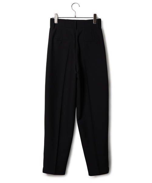 ADAM ET ROPE'（アダムエロペ）の「【サステナブル】バナナコクーンシルエットパンツ（スラックス・レディース・サックスブルー/ホワイト/ブラック・38/36）」の19枚目の写真