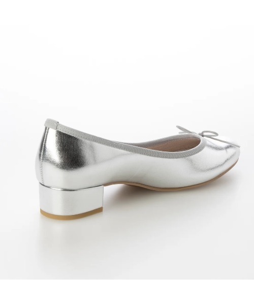 Launa lea ballet(ラウナレア バレエ)の「【レイン対応】RainyDay ラウンドトゥヒールバレエシューズ゙(RB5001A)(バレエシューズ・レディース・ブラック/シルバー/ベージュ・23.5cm/23.0cm/24.0cm/25.0cm/24.5cm/22.0cm/26.0cm/22.5cm/25.5cm/21.5cm)」の21枚目の写真