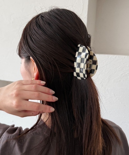 kutirlune／チェッカーラウンドバンスクリップ（バレッタ/ヘアクリップ