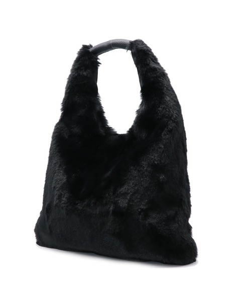 GUSCIO（グッシオ）の「【グッシオベーシック】フェイクファー　トライアングルトートバッグ（トートバッグ・レディース・ワイン/ブラック/アイボリー/グレー/ブラウン/ピンク・FREE）」の7枚目の写真