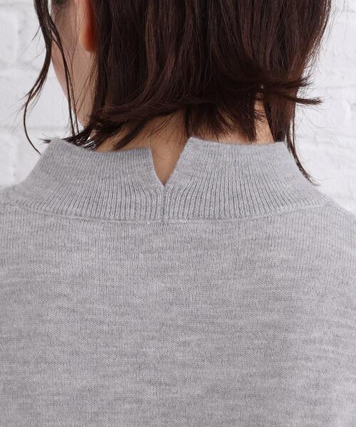 SHOO・LA・RUE（シューラルー）の「◆シンプルなデザインで着回し力抜群！ウール混ハイネック ニット（ニット/セーター・レディース・イエロー/ライトグレー/ピンク系/ブラック/ホワイト系/ブルー・00）」の13枚目の写真