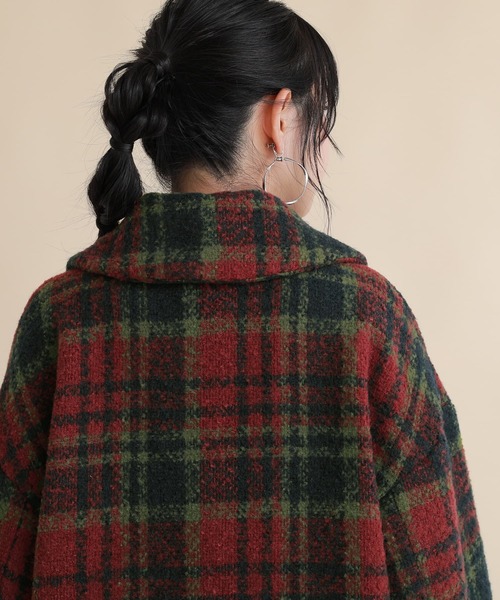 osharewalker（オシャレウォーカー）の「『チェック柄ブークレテーラードコート』（チェスターコート・レディース・ネイビー/レッド・FREE）」の6枚目の写真