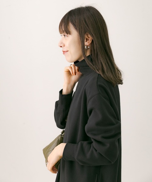 URBAN RESEARCH Sonny Label（アーバンリサーチサニーレーベル）の「裏起毛スウェットタートルワンピース（ワンピース・レディース・ブラック/ネイビー/ブラウン・FREE）」の4枚目の写真