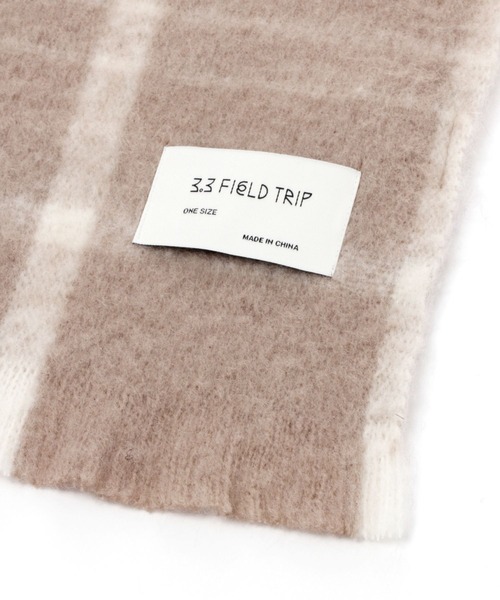 3.3 Field Trip (3.3フィールドトリップ)の「【UNISEX】3.3Field Trip/シンプルチェックマフラー 2180760(マフラー・レディース・ベージュ/ブラック/ブルー・FREE)」の7枚目の写真
